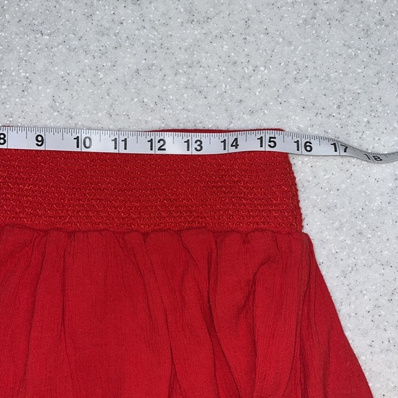 ✨ 3/$15 ✨ Old Navy Large Red Embroidered Skirt - Picture 5 of 6